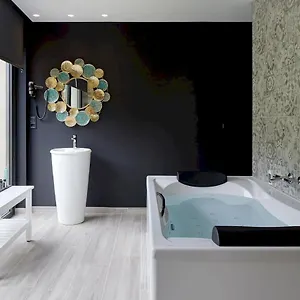 https://oribar-casa-rural.basquecountryhotels.org